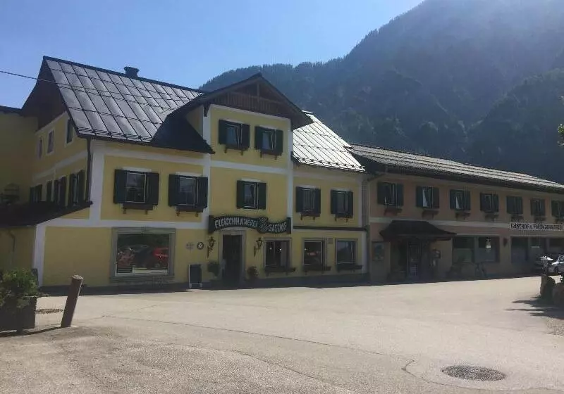 ホテル Metzgerwirt Vieh Heli