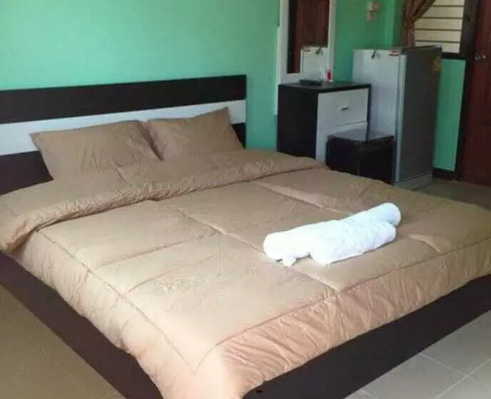 هتل Raweewan Place