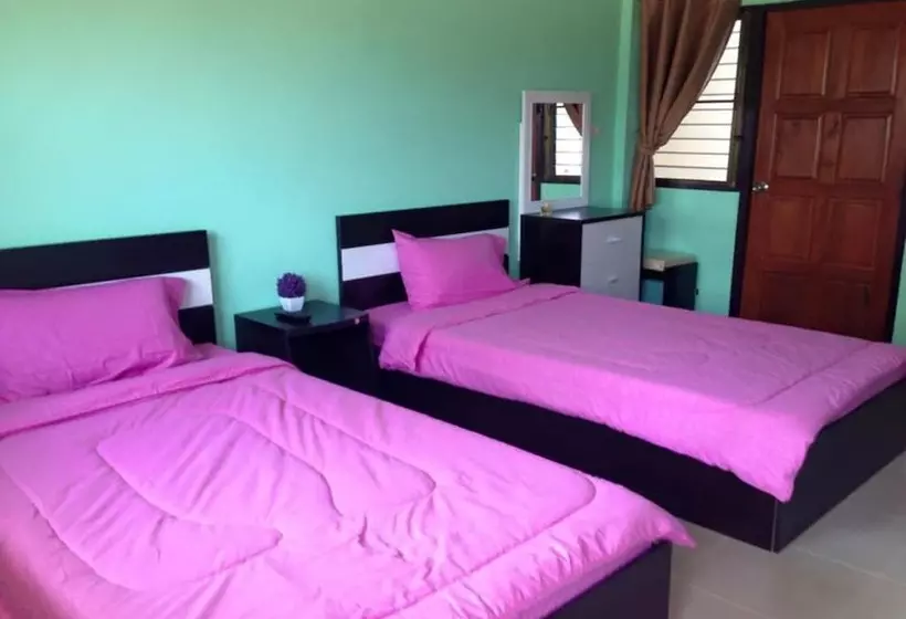 هتل Raweewan Place