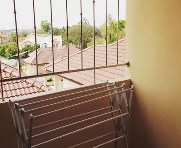 هتل Raweewan Place