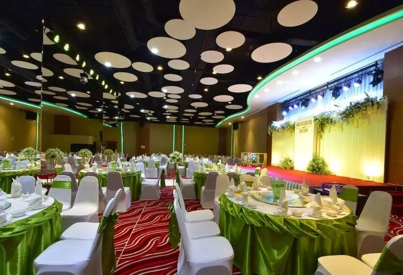 هتل Siam Oriental