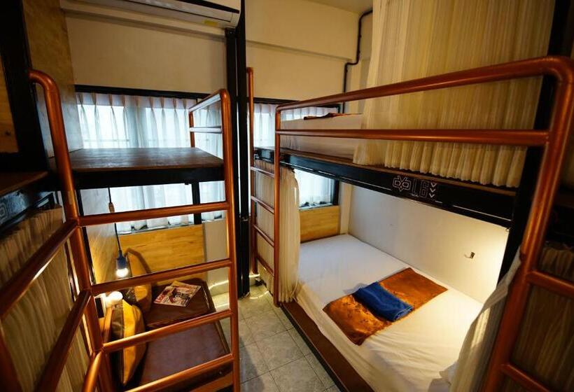 هتل Sleep Owl Hostel