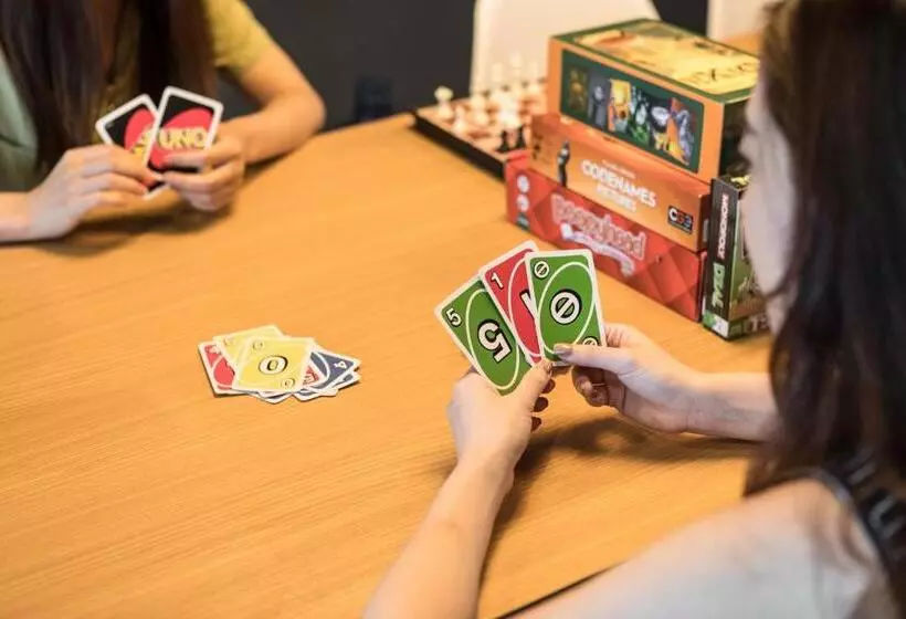 هتل The Cocoon Hostel