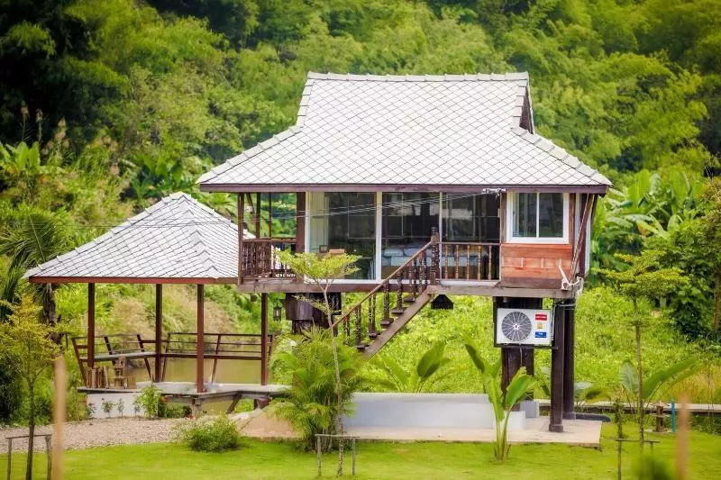 ホテル The White House Boutique Resort