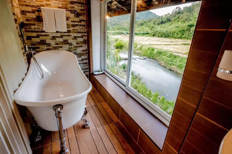 ホテル The White House Boutique Resort