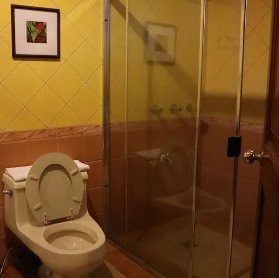 Hotelli Acropolis North Water Camp