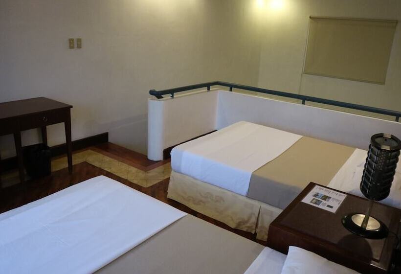 فندق Acropolis North Water Camp