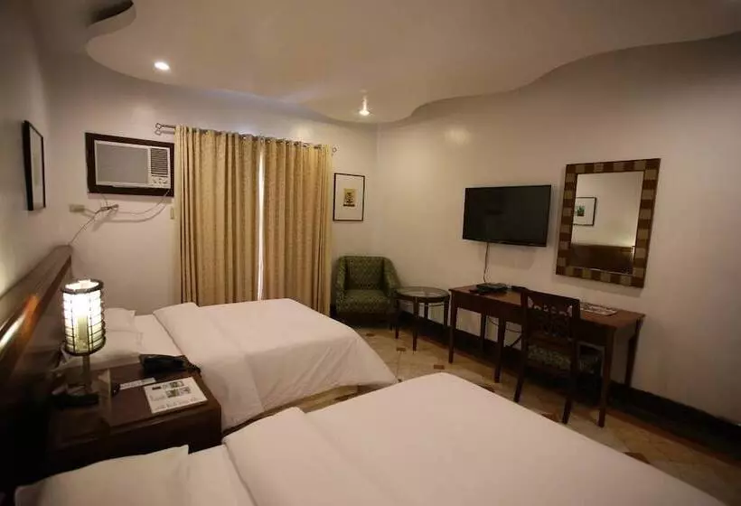 Hotelli Acropolis North Water Camp