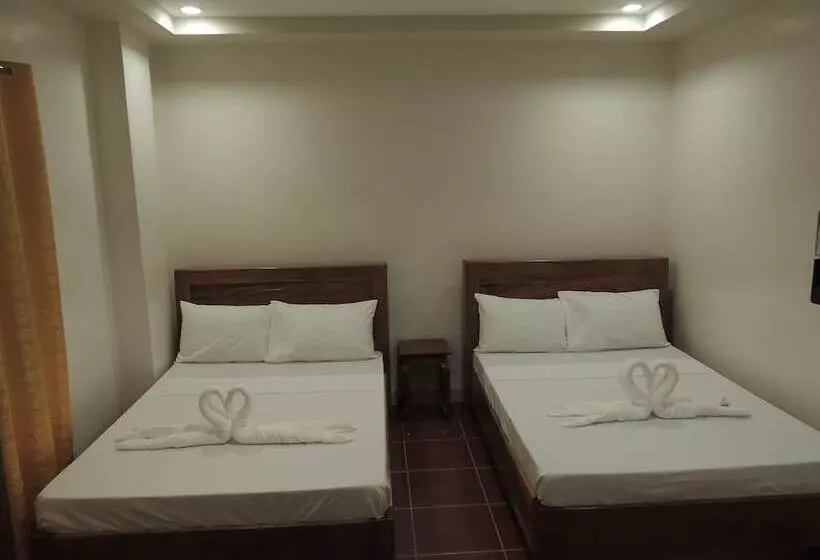 ホテル Angelic Tourist Inn