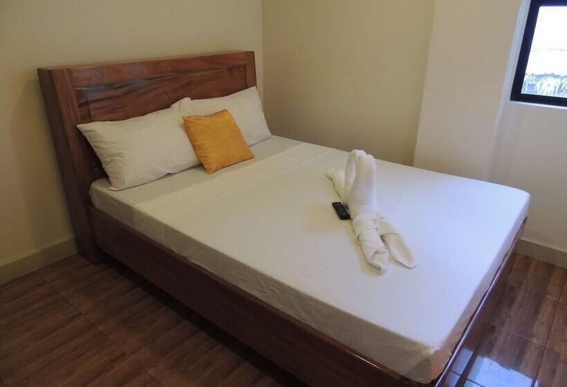 酒店 Angelic Tourist Inn