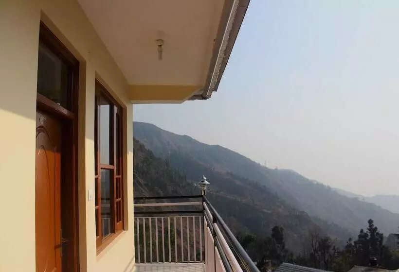 ホテル Anuj Regency