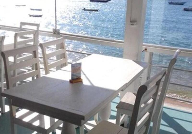 فندق Bamboo Buzios Hostel