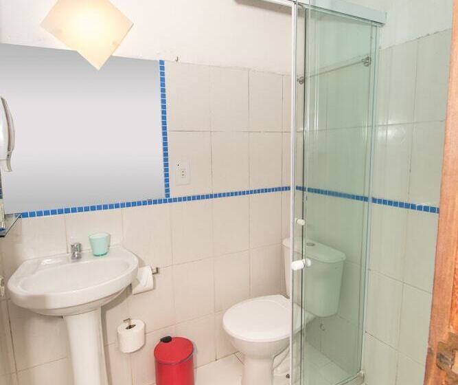 فندق Bamboo Buzios Hostel