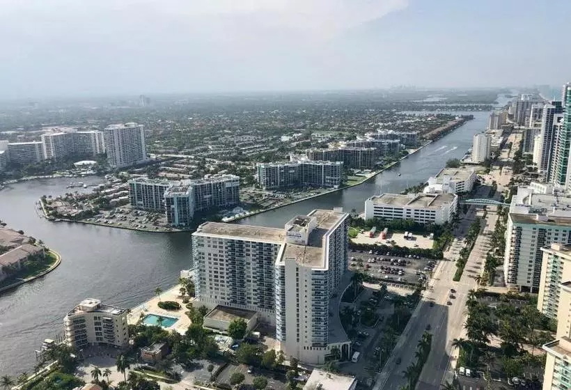 هتل Luxurious 1 Br Unit At Hyde Resort W Ocean Views