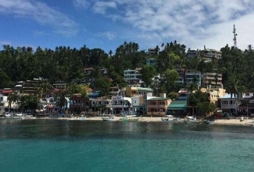 فندق Bellevue Resort Puerto Galera