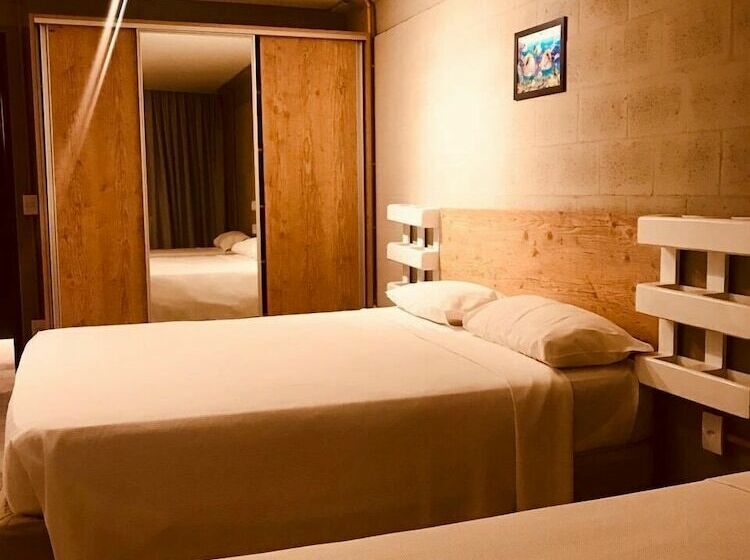 בית מלון כפרי Bessa Golden Flats