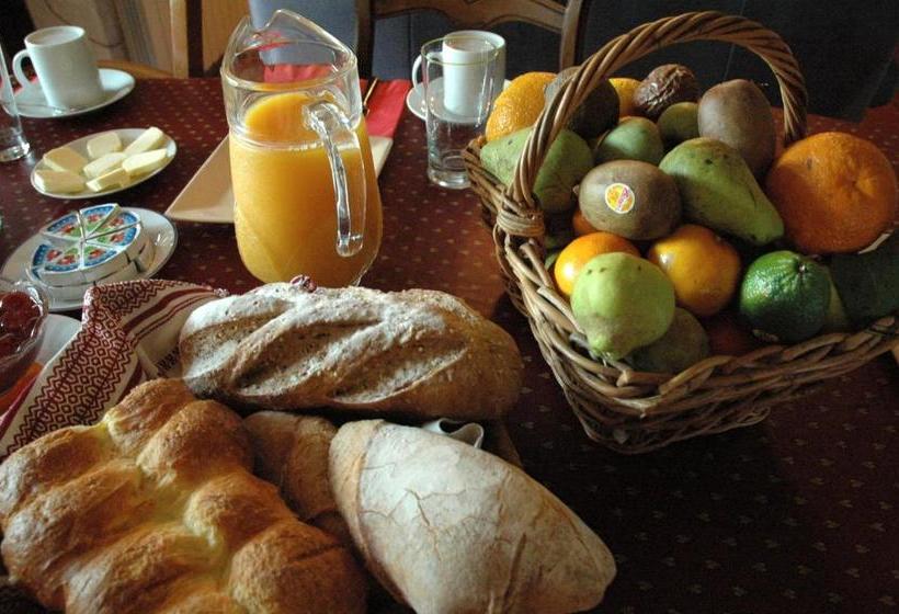 בית מלון כפרי Ecuries Sainte Croix