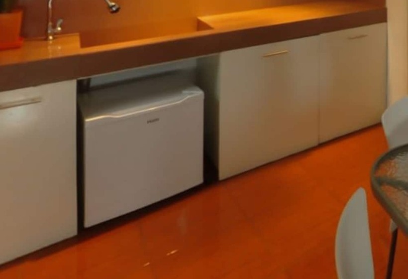 هتل House Of Big Brother