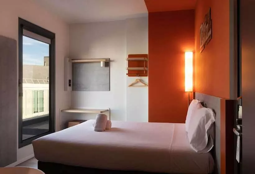 هتل Ibis Budget Madrid Centro Lavapies