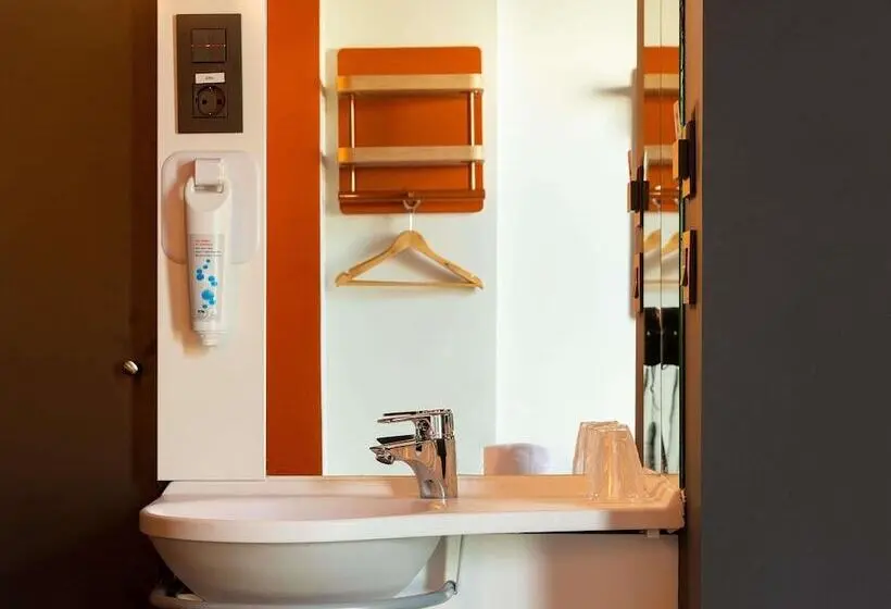 هتل Ibis Budget Madrid Centro Lavapies