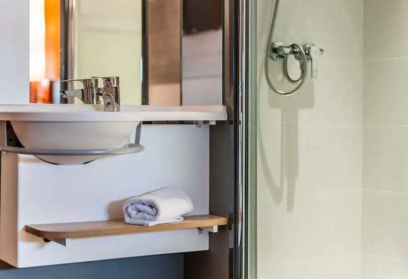 هتل Ibis Budget Madrid Centro Lavapies