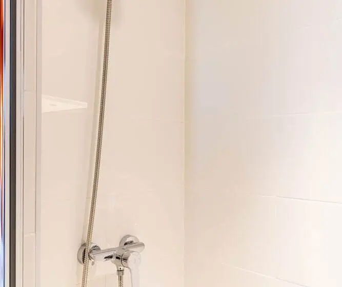 هتل Ibis Budget Madrid Centro Lavapies
