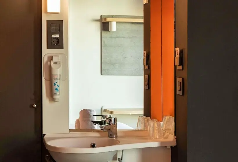 هتل Ibis Budget Madrid Centro Lavapies