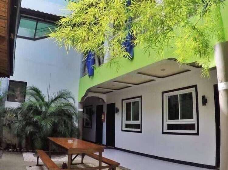 בית מלון כפרי Joaquinns Bed & Breakfast