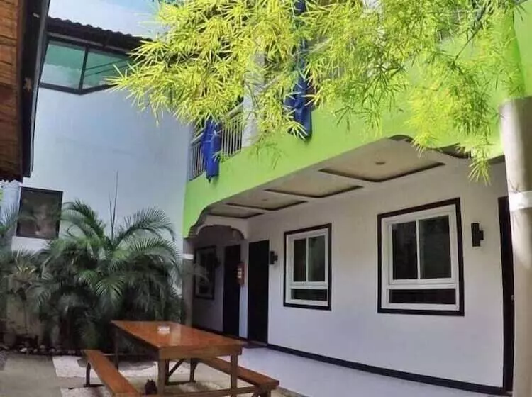 ホテル Joaquinns Bed & Breakfast