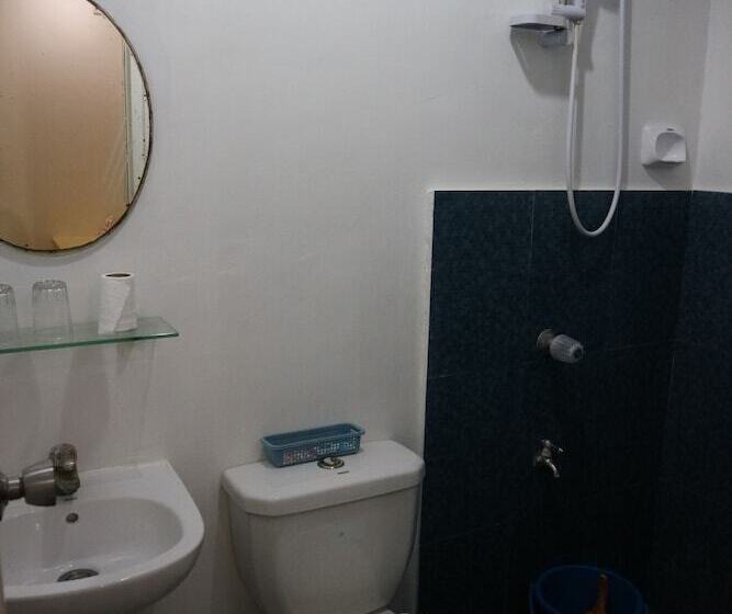 בית מלון כפרי Joaquinns Bed & Breakfast