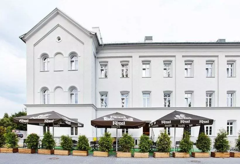 ホテル Koszary Arche