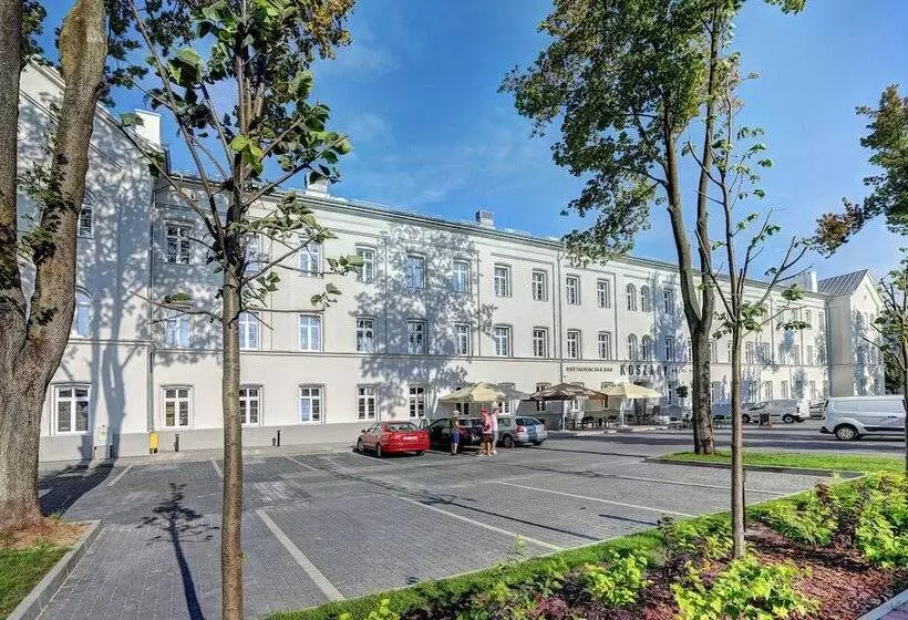 ホテル Koszary Arche