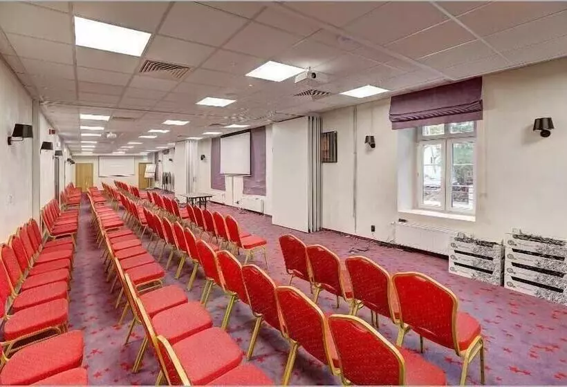 ホテル Koszary Arche