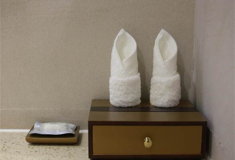 Lavande Hotel Gz Huangpu Avenue Branch