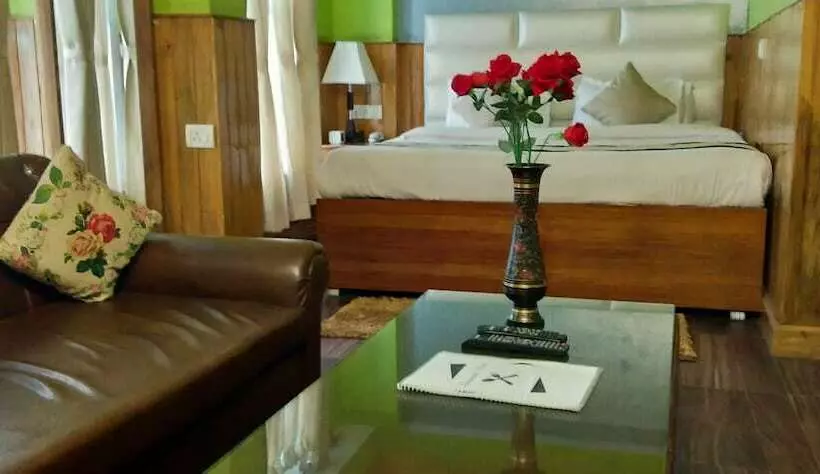 Hotel Mount Royale