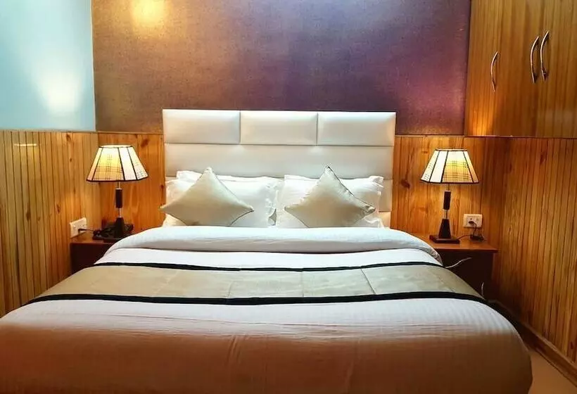 Hotel Mount Royale
