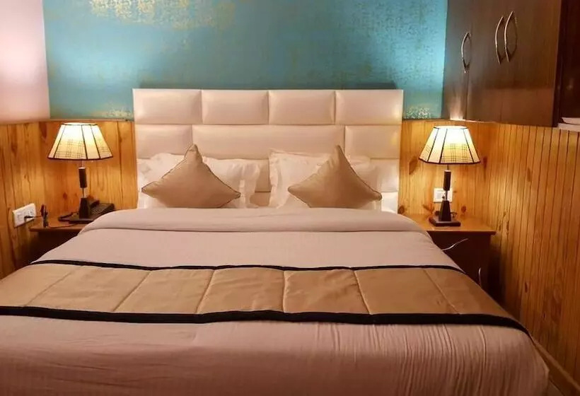 Hotel Mount Royale