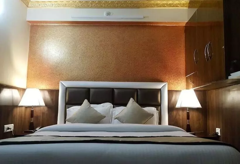 Hotel Mount Royale