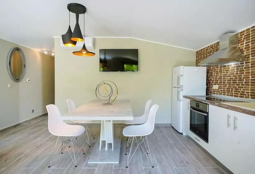 Hotelli Natura Bungalows