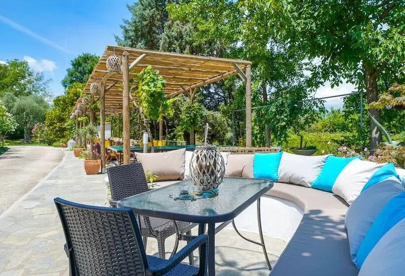 Hotelli Natura Bungalows