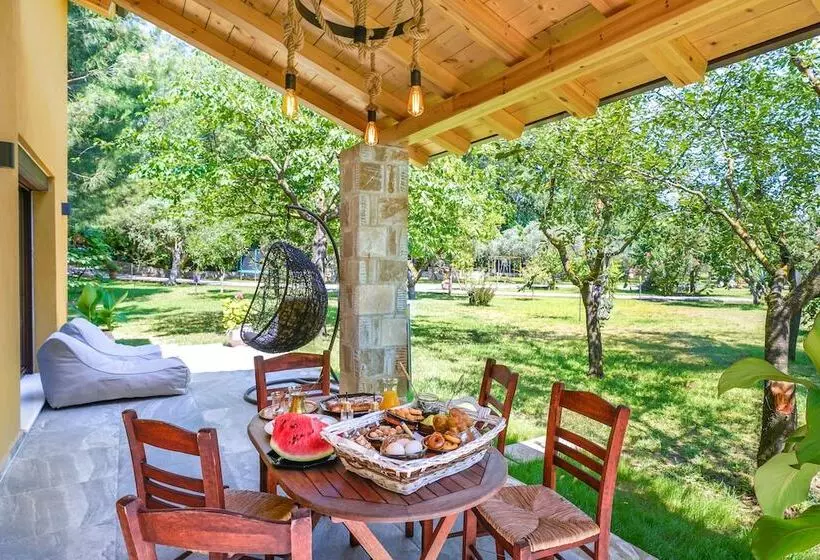 Hotelli Natura Bungalows