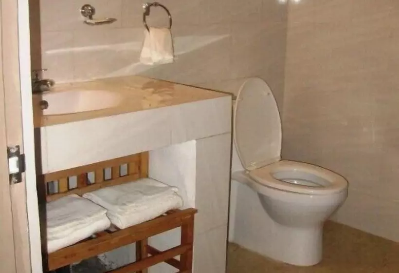 هتل Pelri Cottages