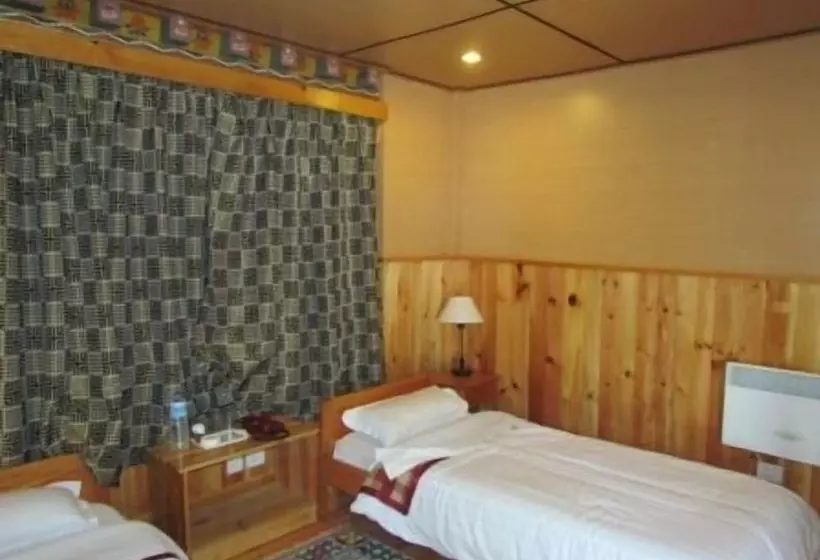 هتل Pelri Cottages