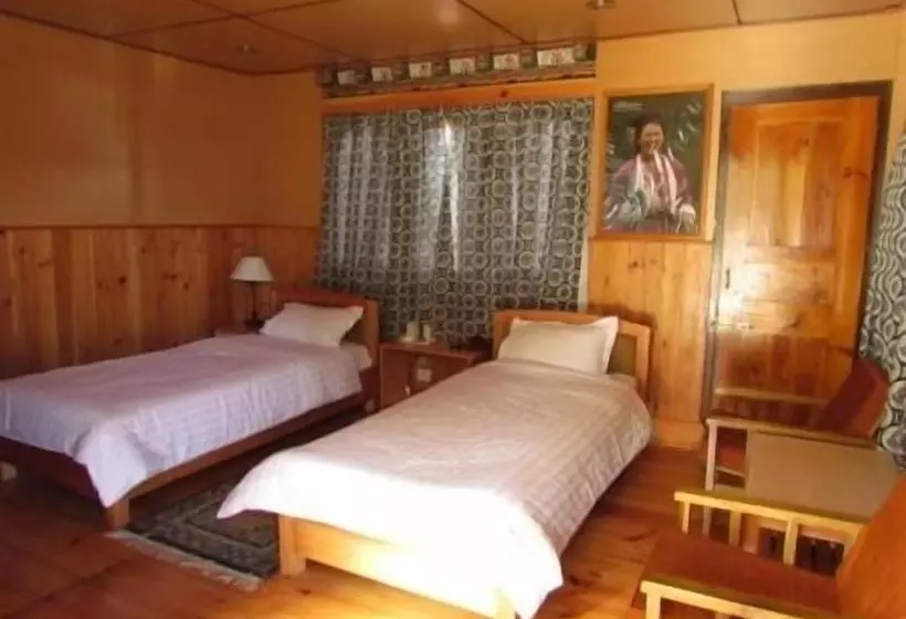 هتل Pelri Cottages