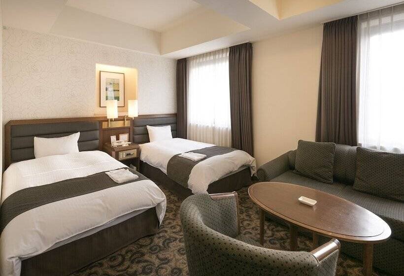 酒店 Plaza Kachigawa