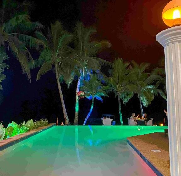 هتل Romantic Beach Villas