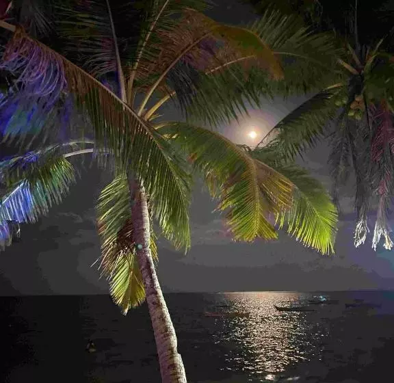 هتل Romantic Beach Villas