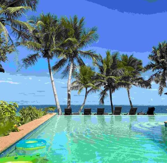 هتل Romantic Beach Villas