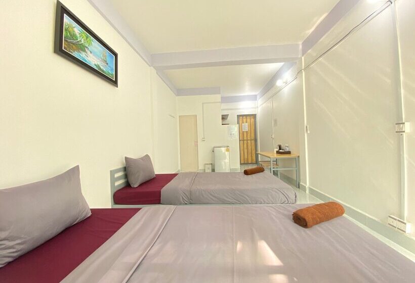 Hotel Sevenstars Hostel