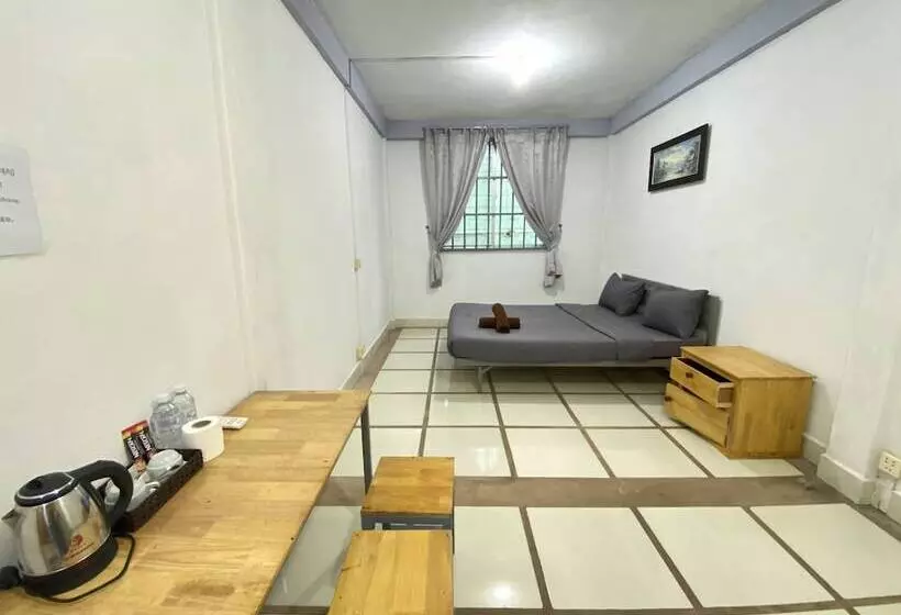 ホテル Sevenstars Hostel